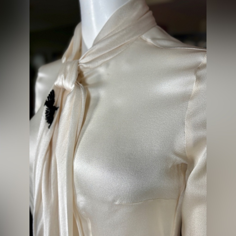 Alexander McQueen Ivory Silk Tie-Neck Button Down Blouse with Black Embroidery - Picture 4 of 15